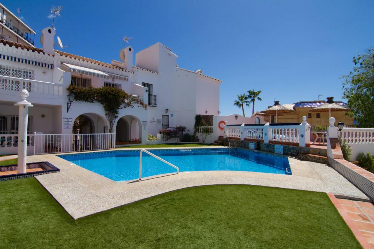 Bajamar II 2 Menyber Daire Nerja Dış mekan fotoğraf