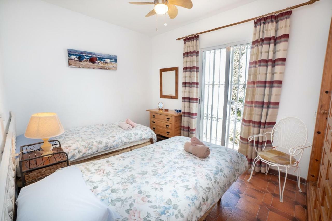 Bajamar II 2 Menyber Daire Nerja Dış mekan fotoğraf
